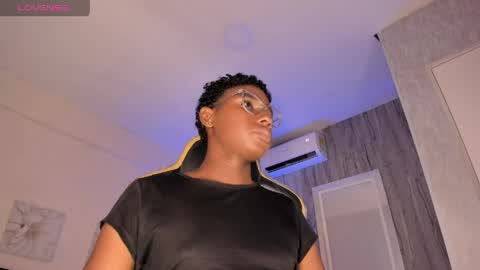 teylor_lovee online show from March 22, 2026, 8:23 pm