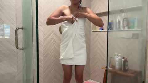 Snapshot of tgirltoesx chatting on November 10, 2025, 7:46 pm babygirlmami online show from November 10, 2025, 7:46 pm