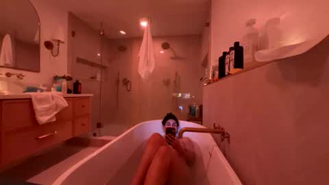 Snapshot of tgirltoesx chatting on February 25, 2026, 9:30 am babygirlmami online show from February 25, 2026, 9:30 am