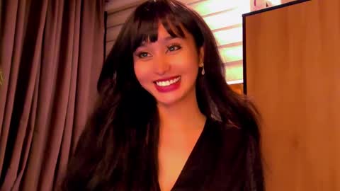 th3r3sa online show from February 28, 2025, 1:36 pm