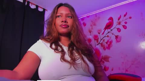 Andreina online show from September 24, 2025, 3:32 am