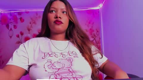 Andreina online show from November 17, 2025, 2:50 am