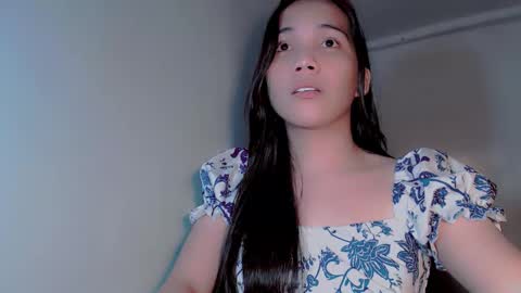 Snapshot of thalia_sunshine chatting on March 7, 2025, 11:49 pm Thalia online show from March 7, 2025, 11:49 pm