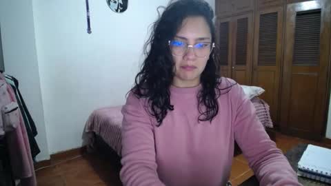    online show from September 22, 2025, 12:34 am