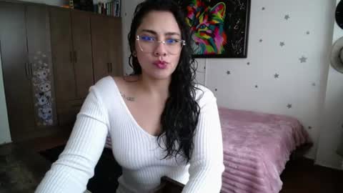    online show from August 9, 2026, 8:25 pm