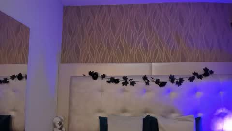 ThaliaWest online show from December 20, 2025, 7:10 pm