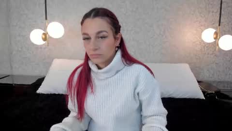 THALIRA ANGELS online show from June 13, 2026, 2:37 pm