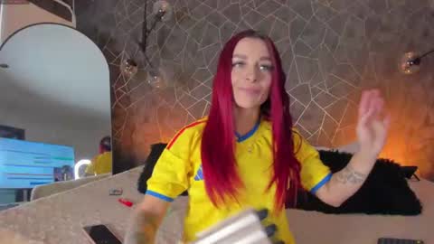 THALIRA ANGELS online show from June 17, 2026, 6:20 pm