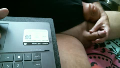 Snapshot of thameslee chatting on December 22, 2024, 5:53 pm Thames online show from December 22, 2024, 5:53 pm