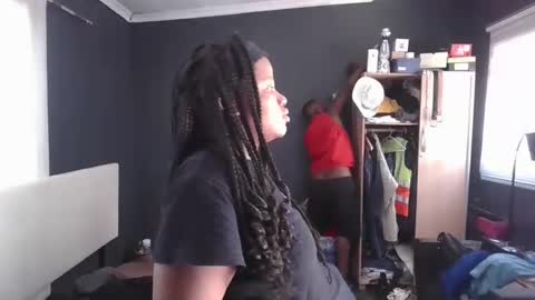 thamtsho1108 online show from October 9, 2025, 9:51 am