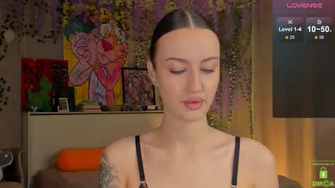 Your Eva online show from September 28, 2025, 8:20 am