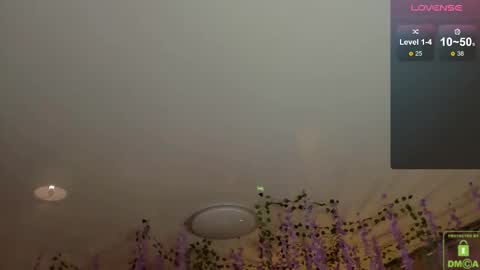 Your Eva online show from November 30, 2025, 6:06 am