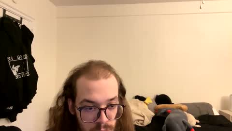 Snapshot of thatuhmguy chatting on January 8, 2025, 2:25 am thatuhmguy online show from January 8, 2025, 2:25 am