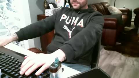 Snapshot of thatwhittyditty chatting on April 7, 2026, 6:52 pm thatwhittyditty online show from April 7, 2026, 6:52 pm