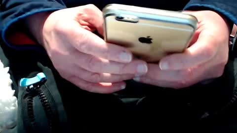 Snapshot of the1pocketrocket chatting on January 7, 2025, 9:14 pm the1pocketrocket online show from January 7, 2025, 9:14 pm