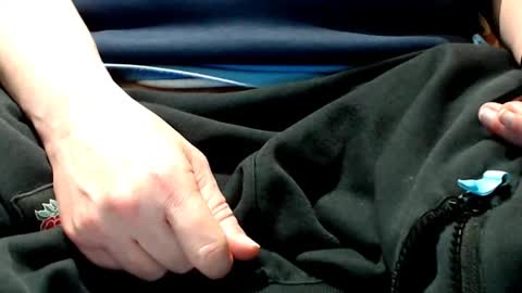 Snapshot of the1pocketrocket chatting on January 11, 2025, 6:12 pm the1pocketrocket online show from January 11, 2025, 6:12 pm