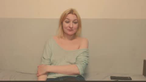 Snapshot of the_basic_instinctt chatting on May 27, 2026, 10:51 pm Eva online show from May 27, 2026, 10:51 pm