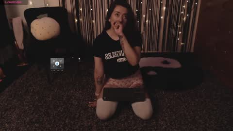 Snapshot of the_crazy_latina chatting on February 4, 2025, 1:02 am Giovanna online show from February 4, 2025, 1:02 am