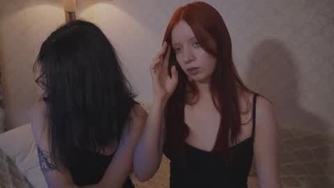 EllaLyn online show from September 9, 2025, 7:57 pm