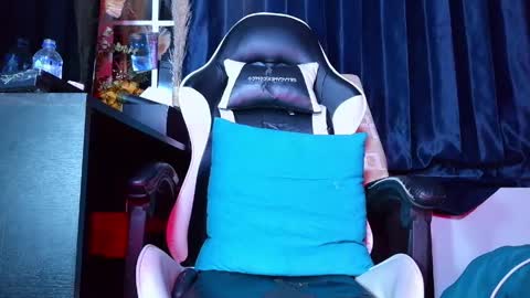 Snapshot of the_dog_lian chatting on April 1, 2026, 1:41 pm the dog lian online show from April 1, 2026, 1:41 pm