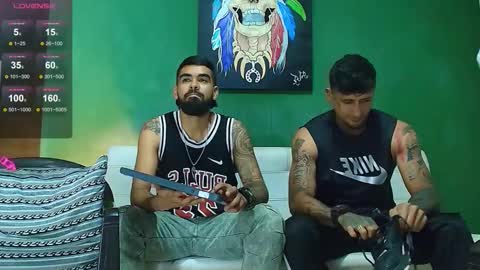 SCOTT  THEO  KAMERON  GENDERSON online show from February 5, 2026, 11:42 pm