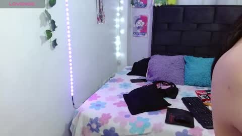 the_lesbian_game online show from April 29, 2026, 6:14 pm