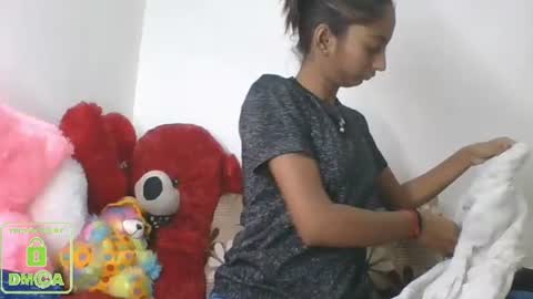 Snapshot of the_right_girl chatting on December 19, 2024, 1:40 pm Suzan Sexy online show from December 19, 2024, 1:40 pm