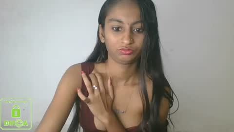 Snapshot of the_right_girl chatting on January 8, 2025, 1:52 pm Suzan Sexy online show from January 8, 2025, 1:52 pm