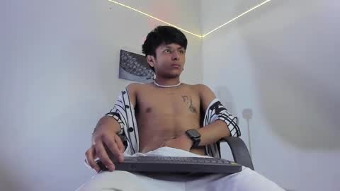 Snapshot of the_weed_guys chatting on January 22, 2025, 2:35 pm Danny online show from January 22, 2025, 2:35 pm