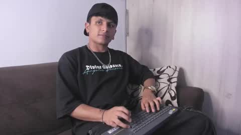 Snapshot of the_weed_guys chatting on September 17, 2025, 3:19 am Danny online show from September 17, 2025, 3:19 am