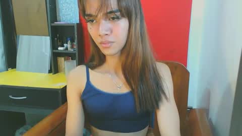 thea121698 online show from October 10, 2025, 1:43 pm