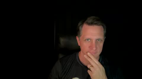 Snapshot of thebatandthecat10 chatting on June 24, 2026, 6:51 pm ISABELLA or MATT online show from June 24, 2026, 6:51 pm
