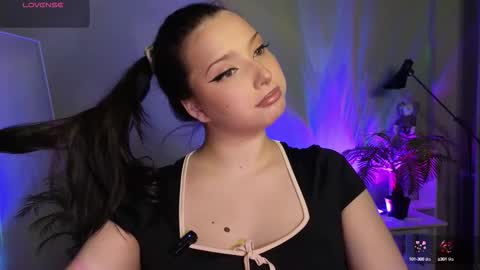 Lucy online show from October 15, 2025, 11:54 am