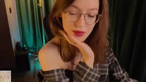 Emma 3 online show from February 5, 2026, 10:09 am