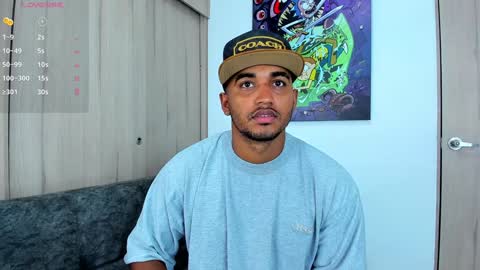 Snapshot of theblack_frank chatting on January 12, 2025, 3:25 pm theblack_frank online show from January 12, 2025, 3:25 pm