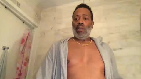 Snapshot of theblacklordmaster chatting on December 16, 2024, 12:49 pm theblacklordmaster online show from December 16, 2024, 12:49 pm