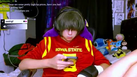 thebluesky_18 online show from July 3, 2026, 2:56 pm
