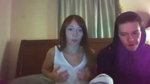 Snapshot of thecouplenextfloor chatting on November 14, 2025, 4:44 am thecouplenextfloor online show from November 14, 2025, 4:44 am