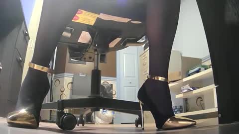 thecowboy_74 online show from February 27, 2026, 4:01 am