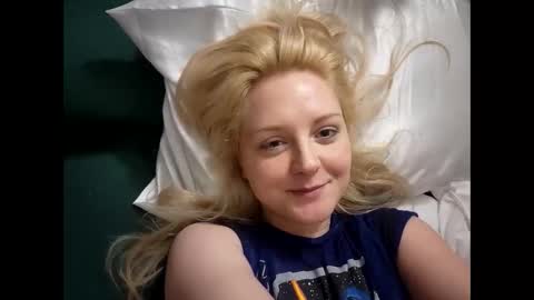 Kassandra Grant online show from May 16, 2026, 4:42 am