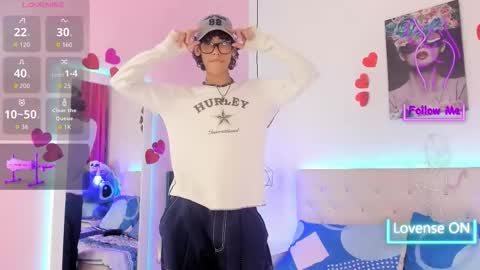 ethan online show from October 17, 2025, 7:49 pm