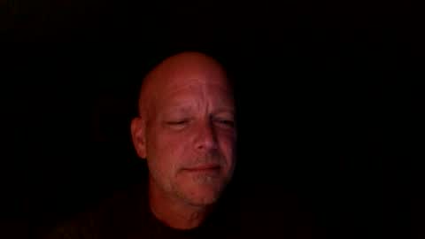 Snapshot of thedoug07 chatting on May 16, 2026, 3:25 am thedoug07 online show from May 16, 2026, 3:25 am