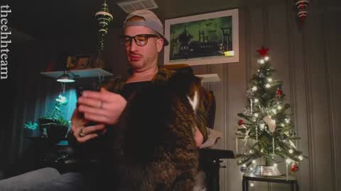 H online show from January 1, 2025, 8:26 pm