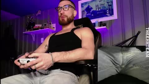 H online show from November 5, 2025, 7:58 pm