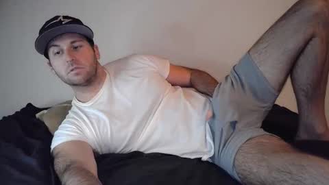 Theetwohander online show from November 1, 2025, 2:35 am