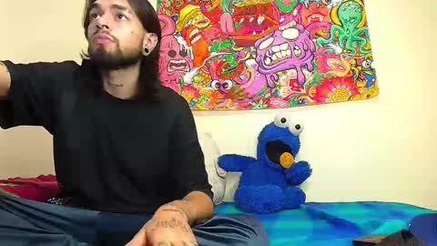 independent Model online show from January 10, 2025, 1:32 am