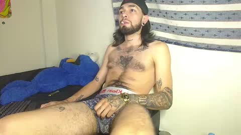 independent Model online show from February 4, 2025, 6:04 am