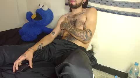 independent Model online show from February 5, 2025, 7:20 pm