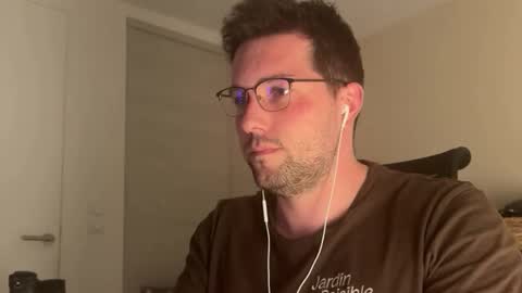 Snapshot of thefrenchie_1 chatting on March 19, 2026, 6:45 pm thefrenchie_1 online show from March 19, 2026, 6:45 pm