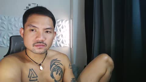 Snapshot of thefriskyasian chatting on December 17, 2024, 5:26 pm Jaycee online show from December 17, 2024, 5:26 pm